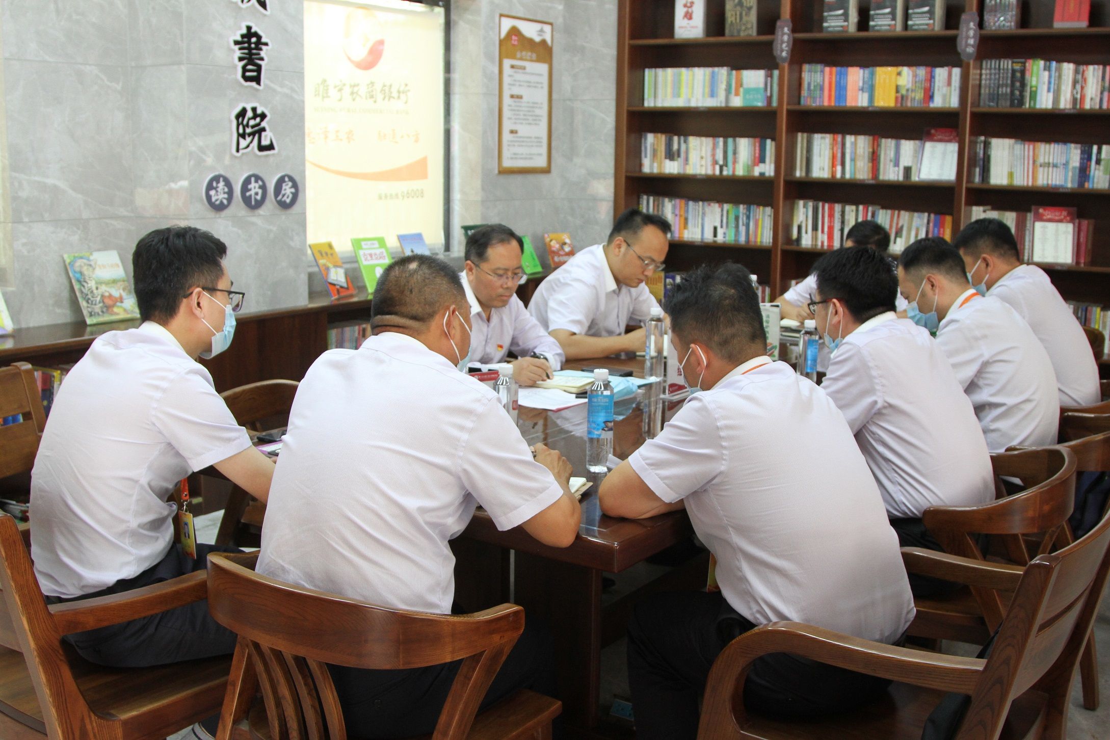 “兩級書記話黨建”座談交流4